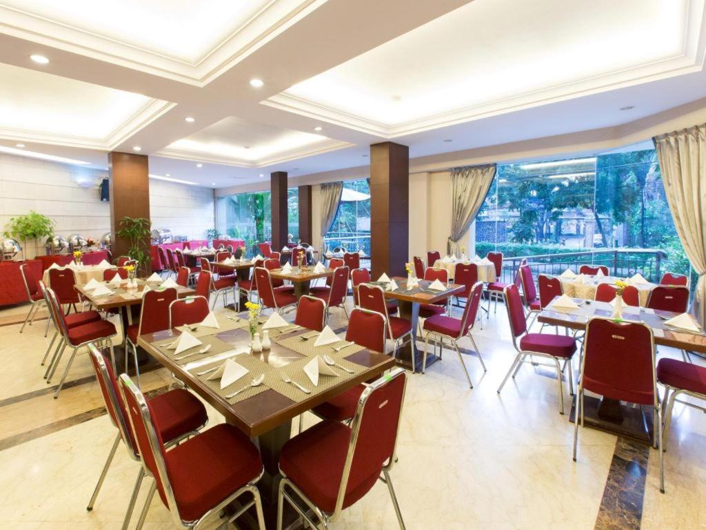 Asmila Boutique Hotel Bandung Buitenkant foto