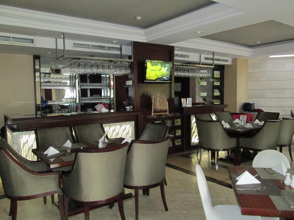 Asmila Boutique Hotel Bandung Buitenkant foto