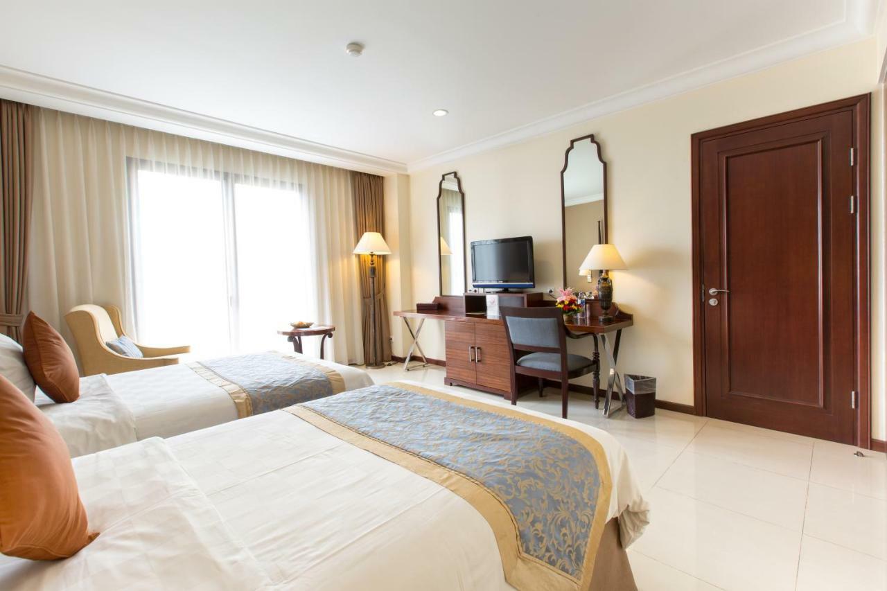 Asmila Boutique Hotel Bandung Buitenkant foto